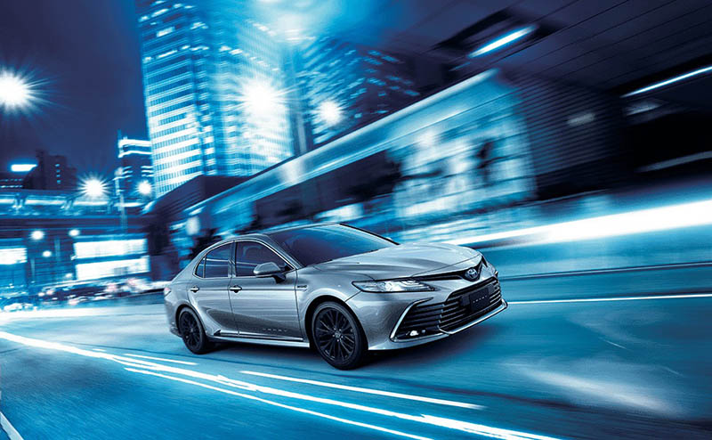 تويوتا كامري أتش اي في 