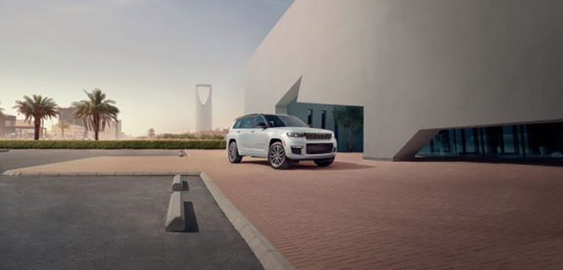 جيب جراند شيروكي 2023