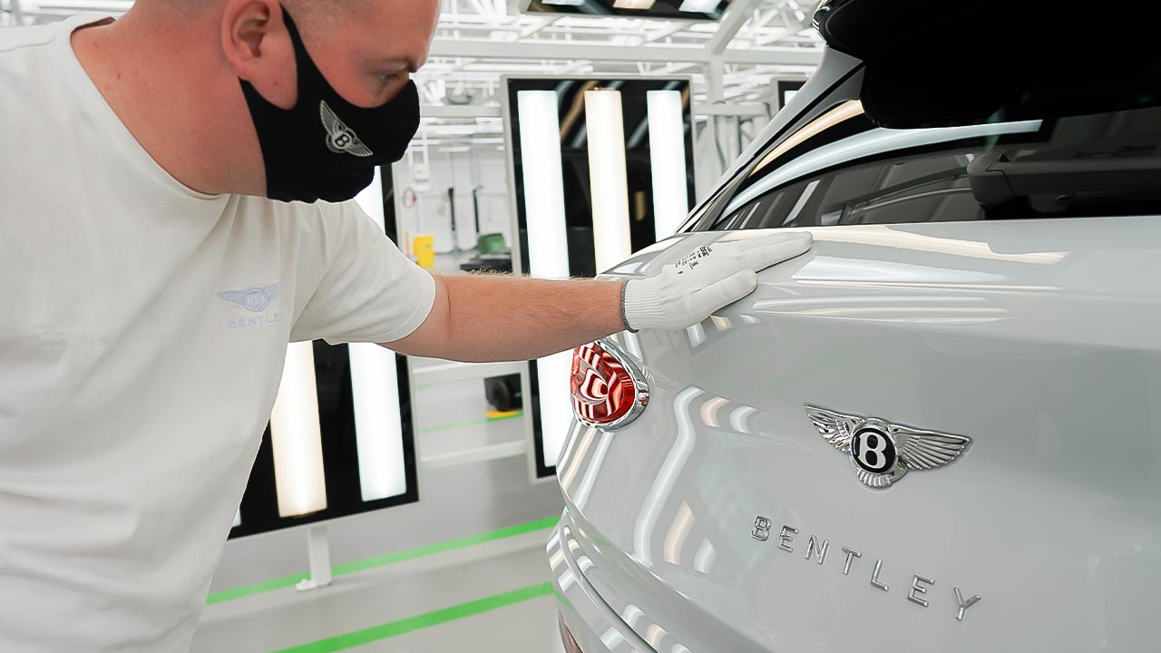 زيارة مصنع بنتلي