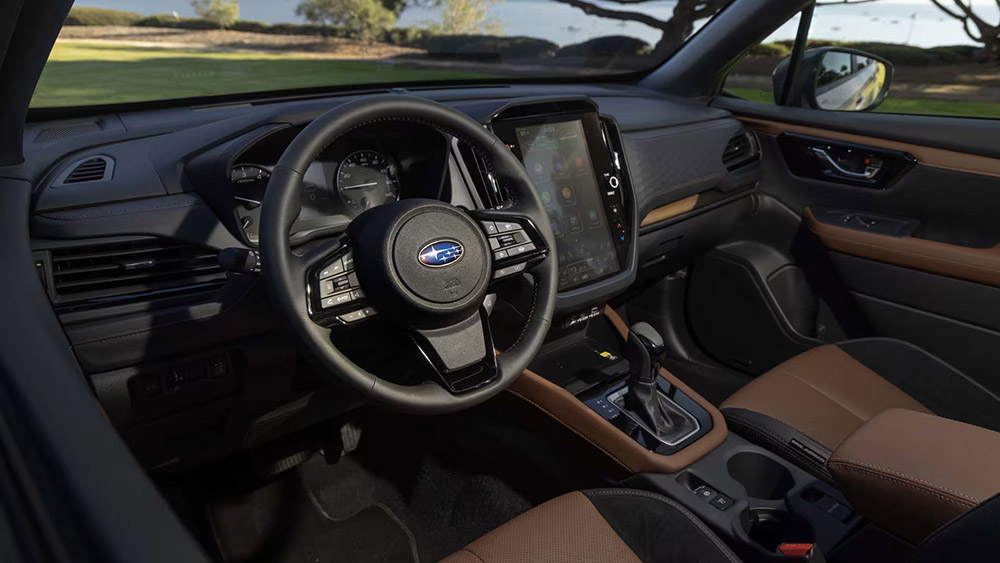 سوبارو فورستر 2025