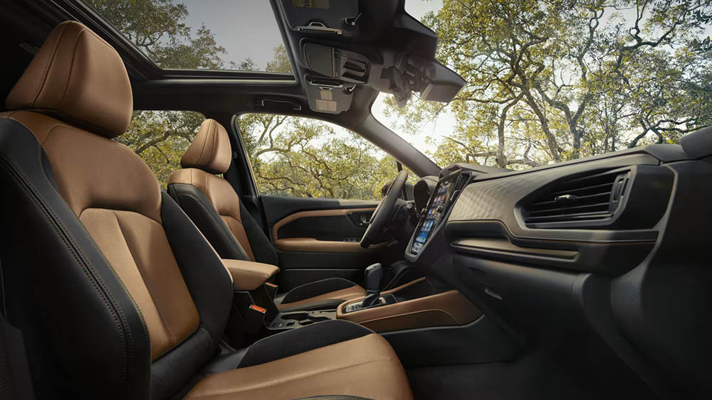 سوبارو فورستر 2025