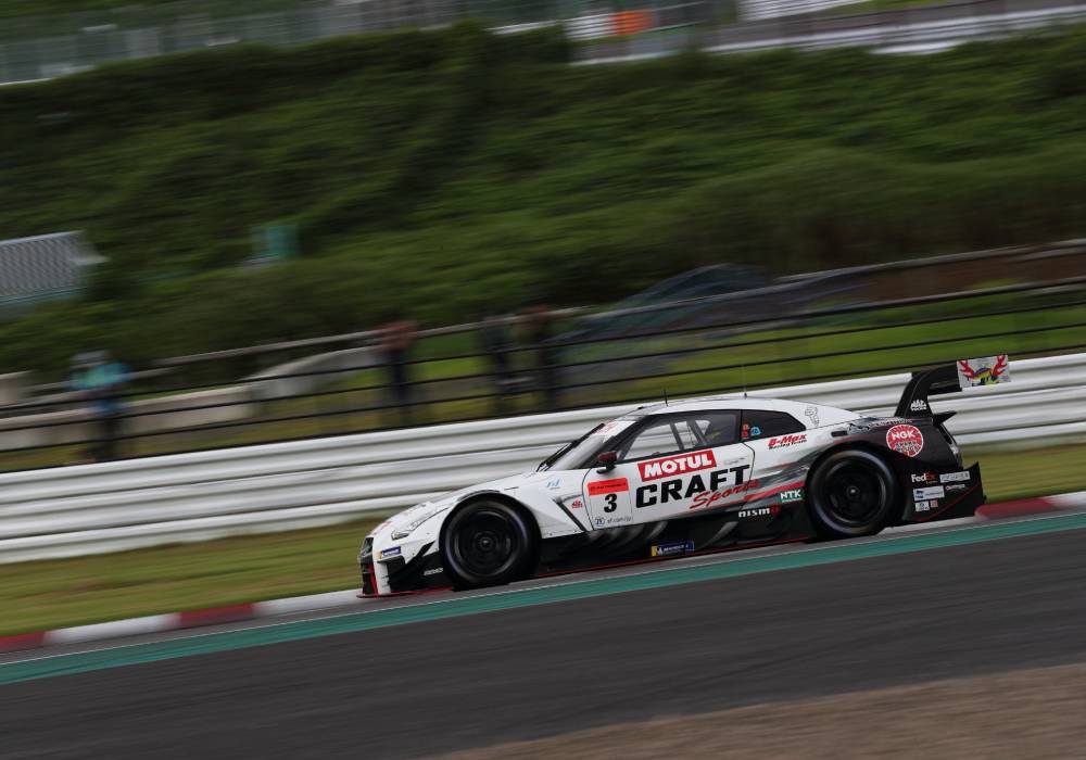 سيارات نيسان جي تي ار تهيمن على منصة التتويج في سوزوكا صورة 3