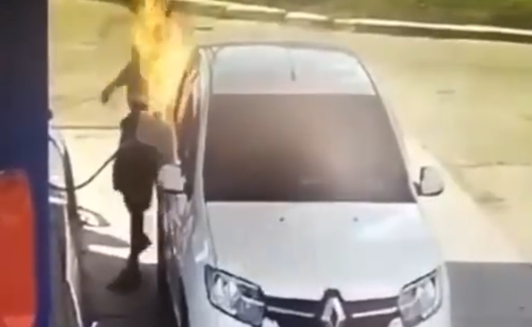 إشتعال السيارة