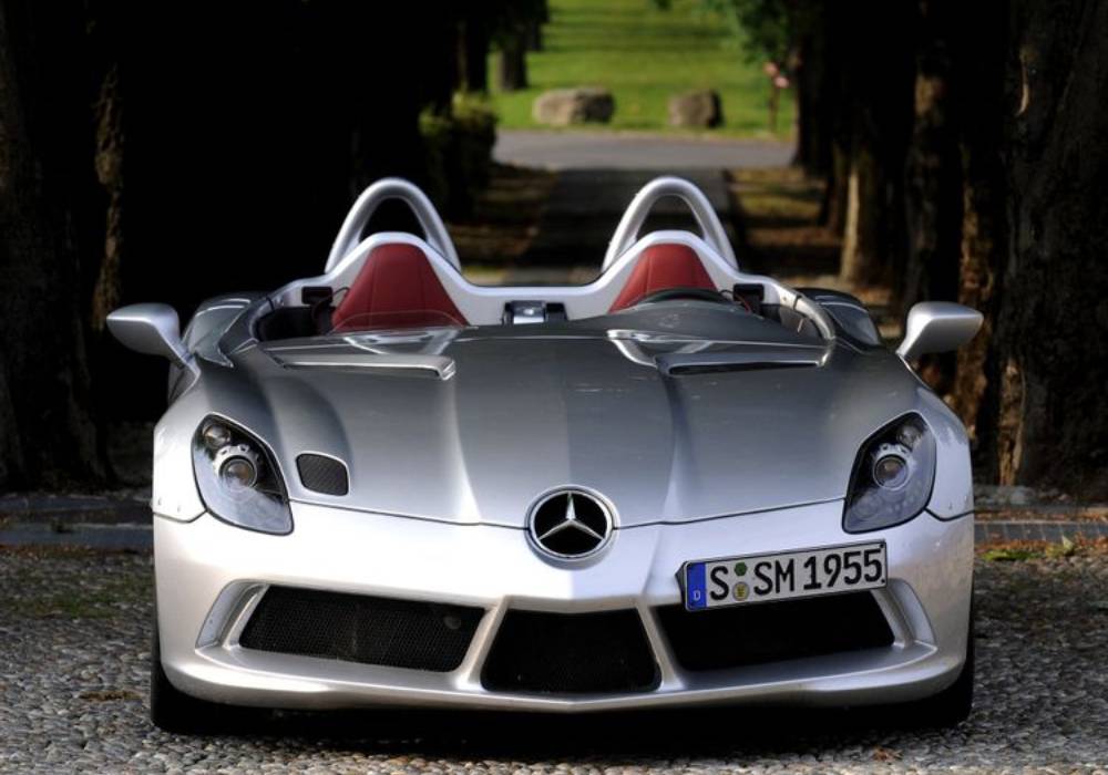 سيارة كيني واست