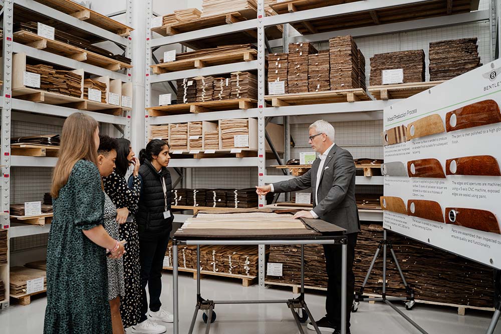 سيدات استثنائيات