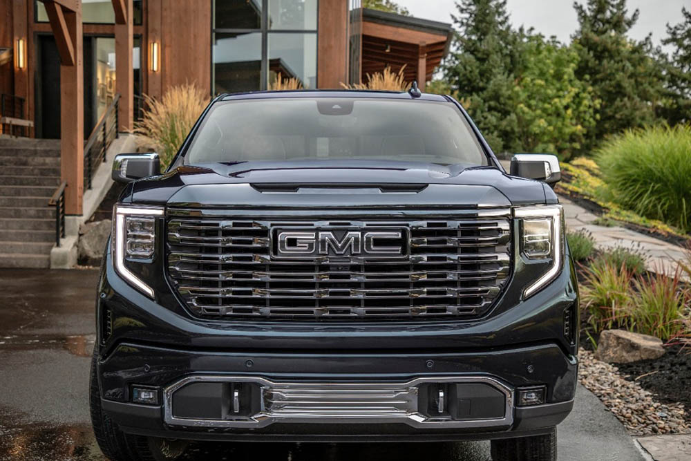 جي ام سي سييرا دينالي