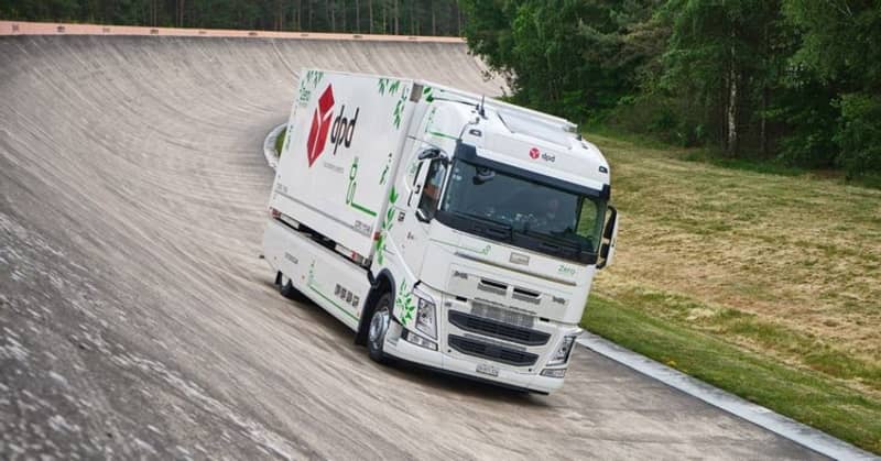 شاحنة كهربائية