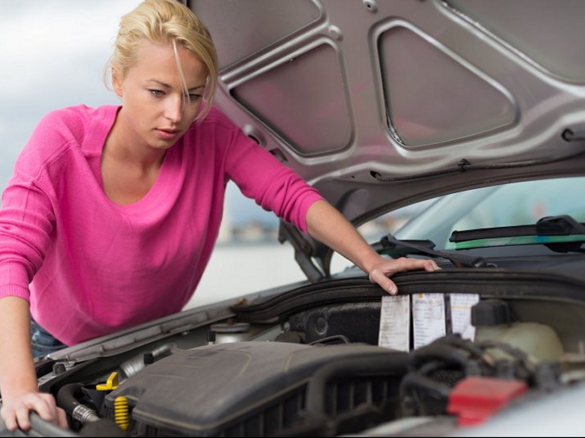 صيانة السيارة