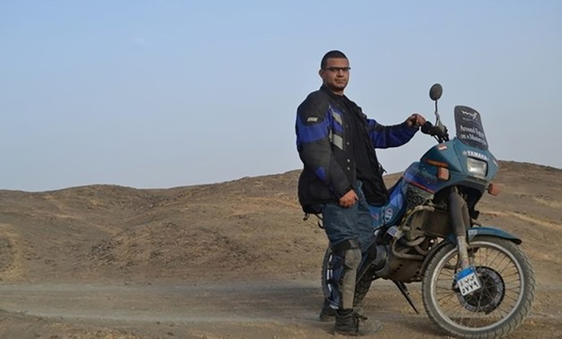 قطع أكبر مسافة على دراجة