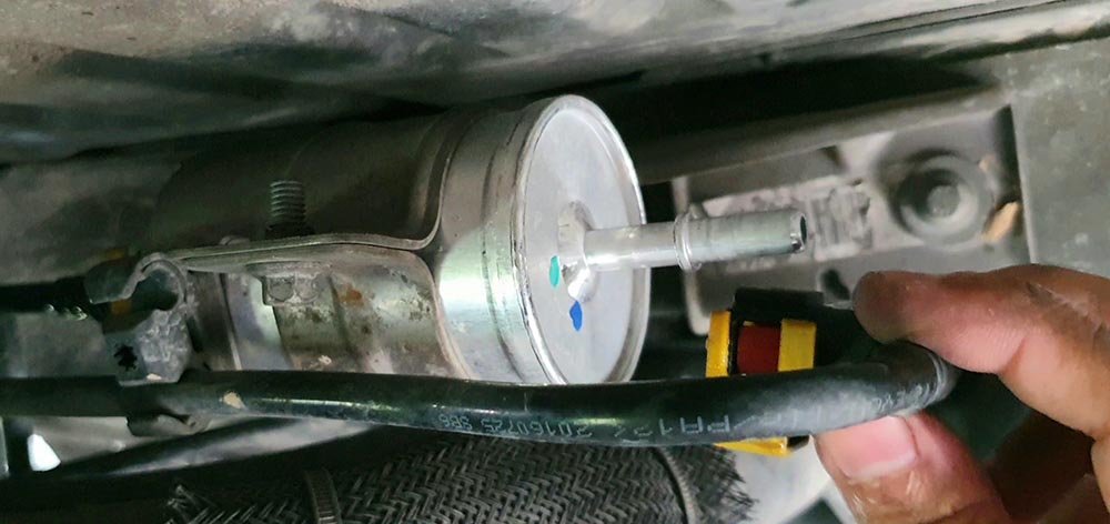 فلتر الوقود