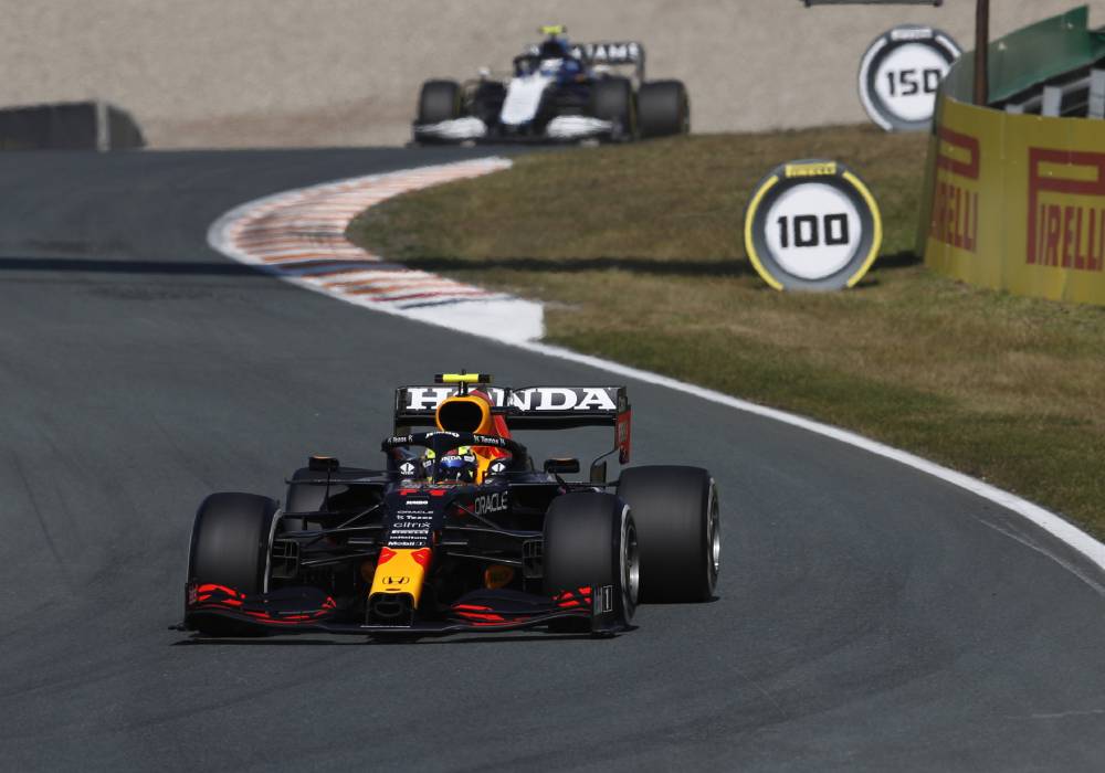 فيرستابن يفوز في سباق الجائزة الكبرى الهولندي مع هوندا صورة 2