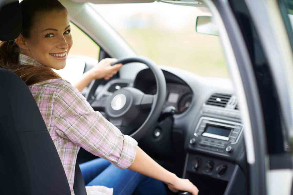 قيادة المرأة