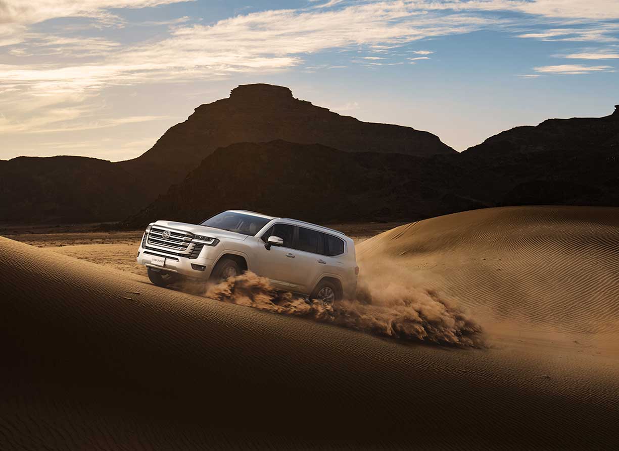 تويوتا لاندكروزر 2023
