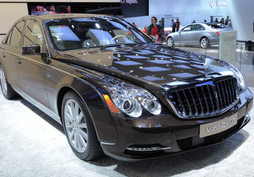 ليبرون جيمس ومايباخ 57S