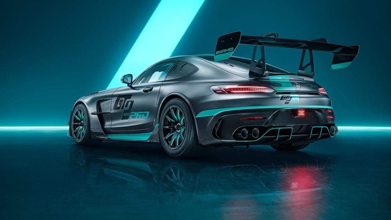 مرسيدس AMG جي تي 2 برو