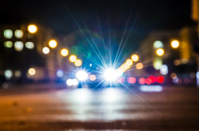 مصابيح السيارة