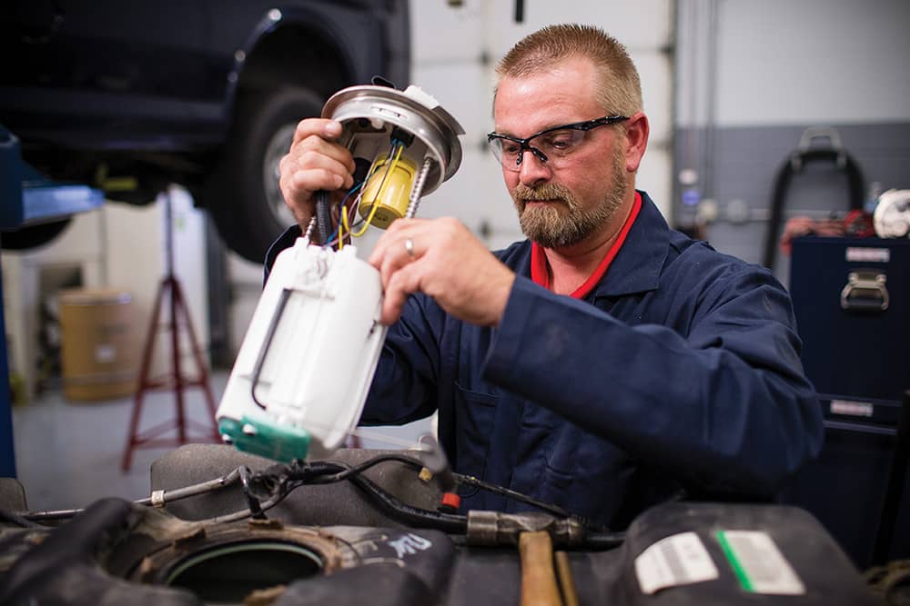 مضخة الوقود