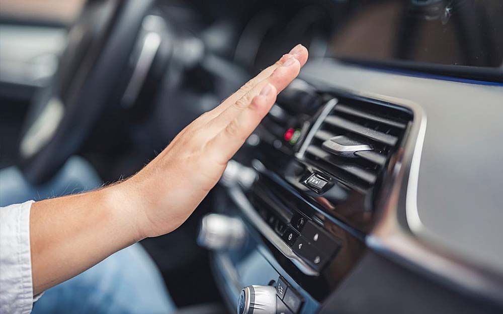 مكيف السيارة
