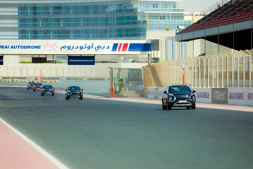 ميتسوبيشي اوتلاندر