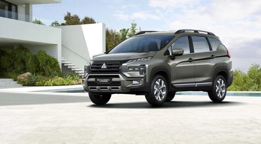 ميتسوبيشي اكسباندر كروس