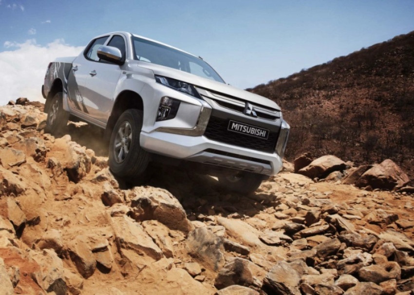 ميتسوبيشي ال 200 ديزل