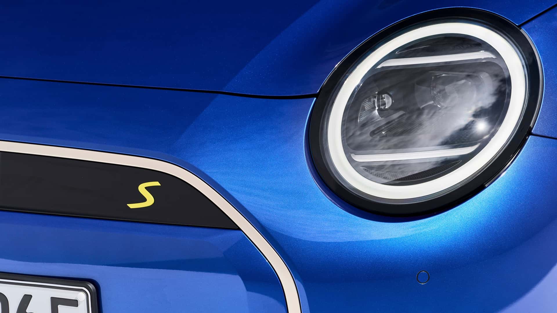 سيارة Mini Cooper الكهربائية بالكامل