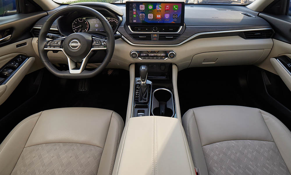 نيسان التيما 2023