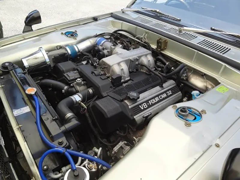 نيسان سكايلاين 