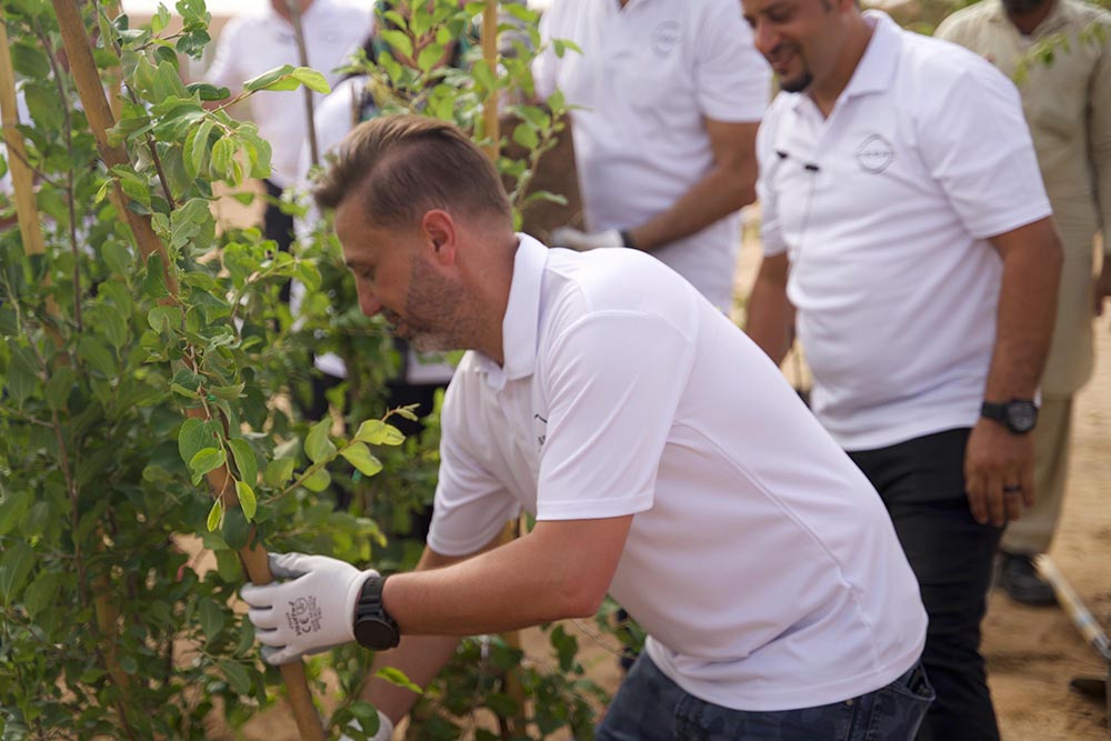 نيسان الشرق الأوسط