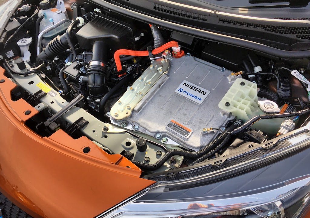 نيسان اي باور