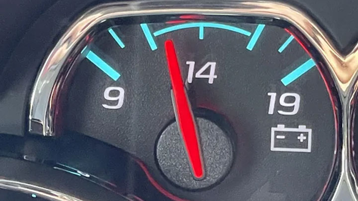 الفولتميتر