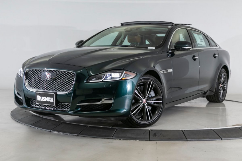 سيارة جاكوار