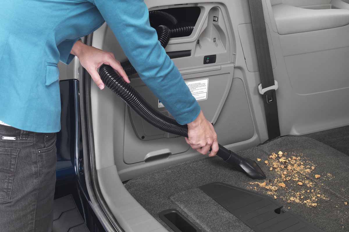 مكنسة سيارة