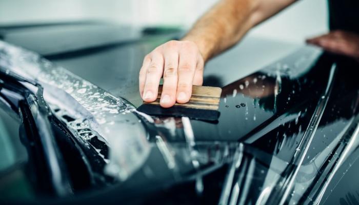 حماية واجهة السيارة