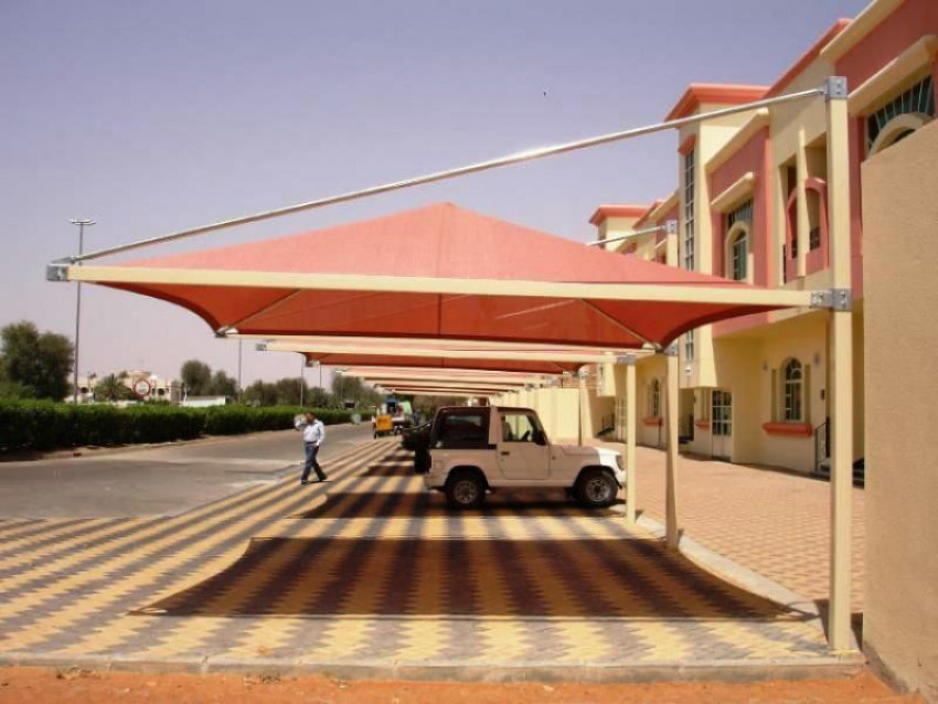 مظلة سيارات