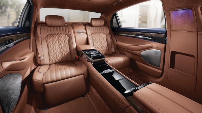 سيارة جينيسيس