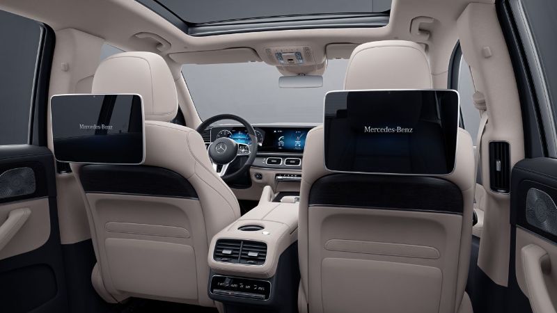 سيارة مرسيدس