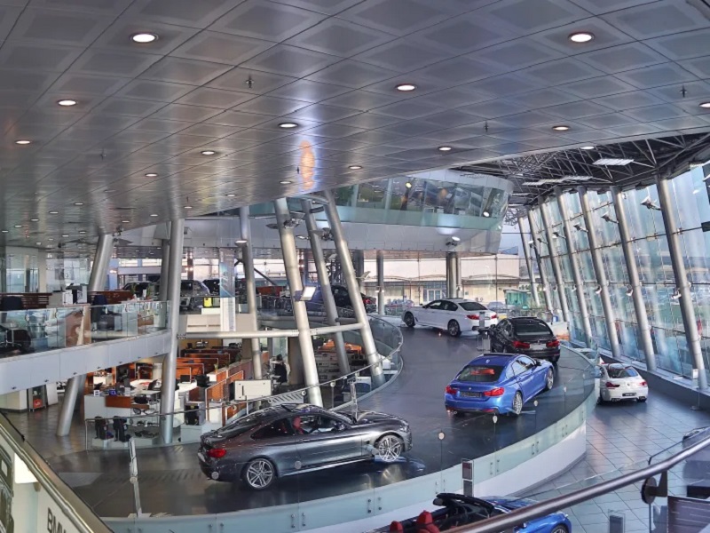 الغانم للسيارات