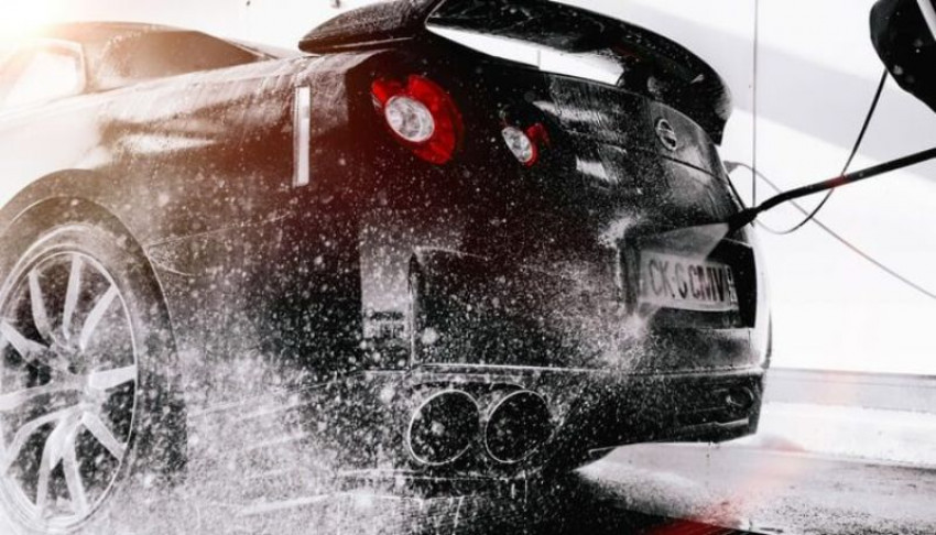 تنظيف سيارات