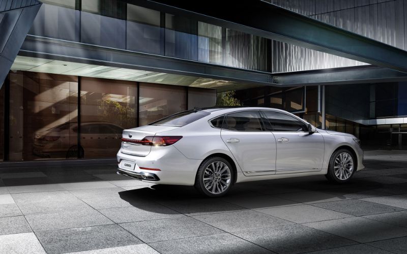 كيا كادينزا