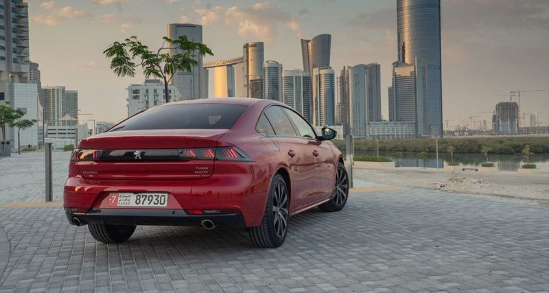 سيارة البيجو