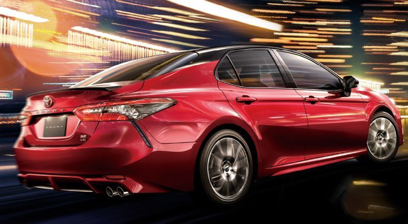 سيارة الكامري