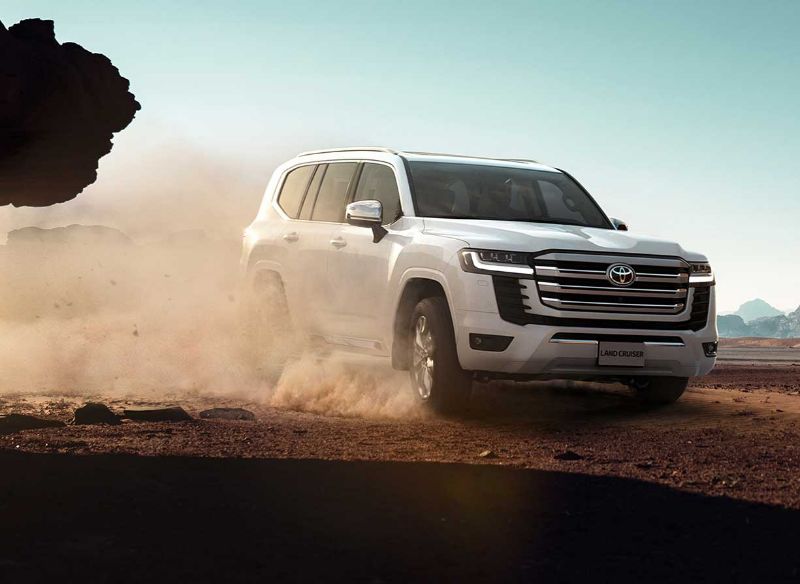 سيارة لاند كروزر