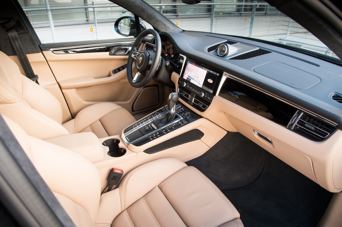 سيارة بورشه