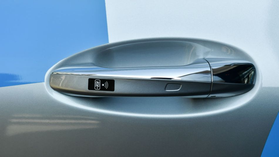 مفاتيح سيارات