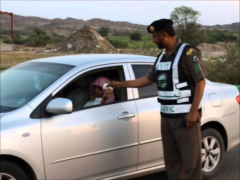 رسوم رخصة القيادة ١٠ سنوات