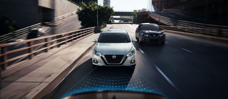 سيارات النيسان