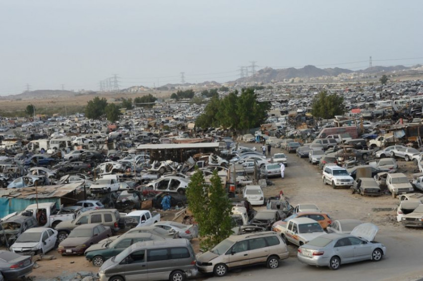 سيارات مصدومه