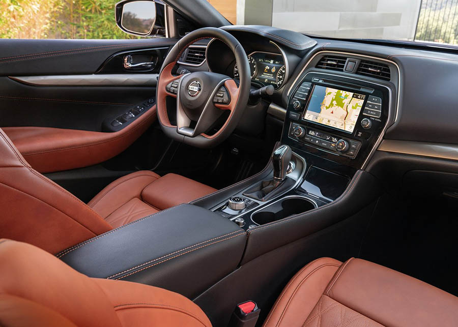 سيارة نيسان