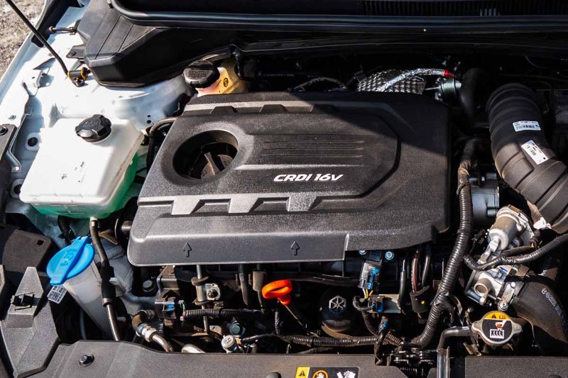 السيارة هيونداي